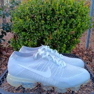 Nike Vapor max size 10